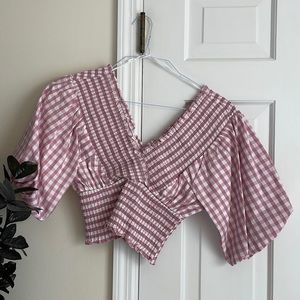 Puffed sleeve crop top